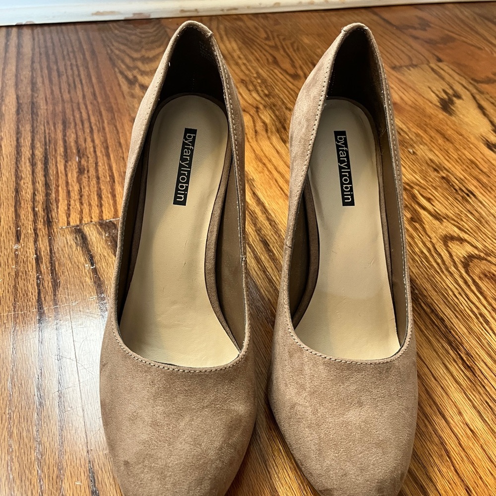 Farylrobin taupe brown Suede Heels